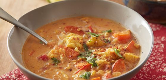 Roasted Cauliflower & Sweet Potato Curry Soup | Common Market